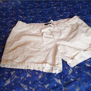 Hurley Women's Shorts Size9 (33-inch waist) 5-Pockets 100%Cotton White Used